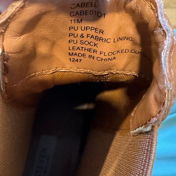 Revolve STEVEN by Steve Madden Cabell Chelsea Bootie Leather Ankle Boots NWOT - Picture 11 of 11